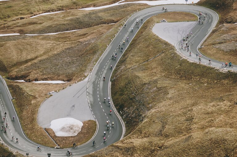 Blick auf das Starterfeld unterhalb des Fuscher Törls | © TVB BRUCK FUSCH | GROSSGLOCKNER/JFK Photography